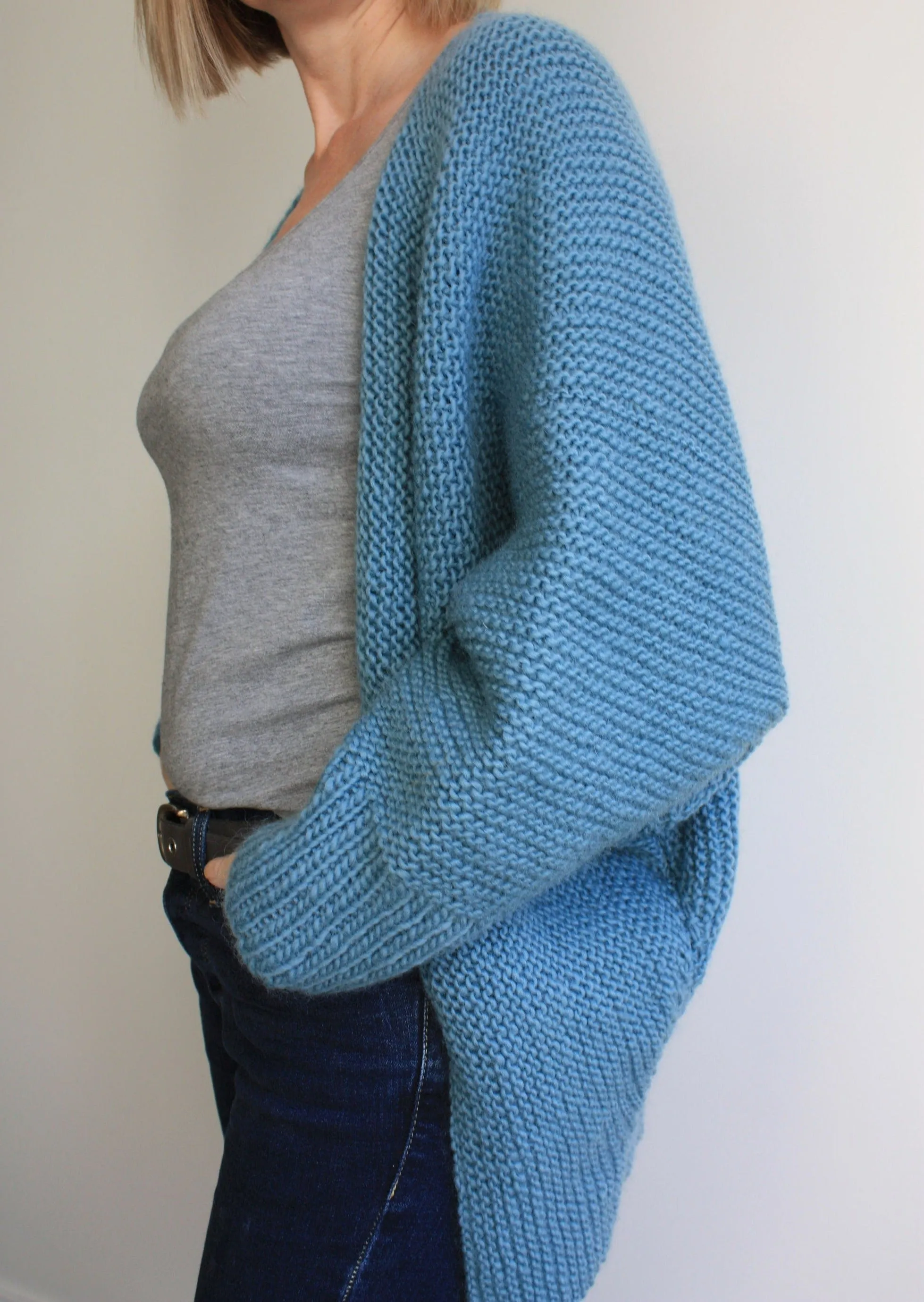 Easy Knitting Pattern - Oversized Batwing Cardigan | The Auchenbrach Cardigan