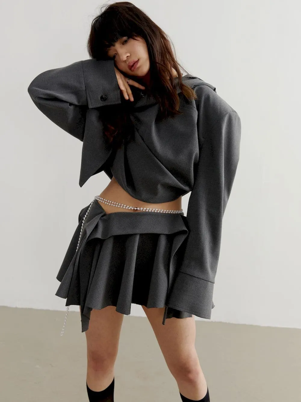 Elevate Hoodie: Stylish Loose Cropped Tops