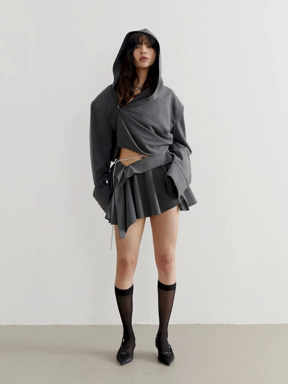 Elevate Hoodie: Stylish Loose Cropped Tops