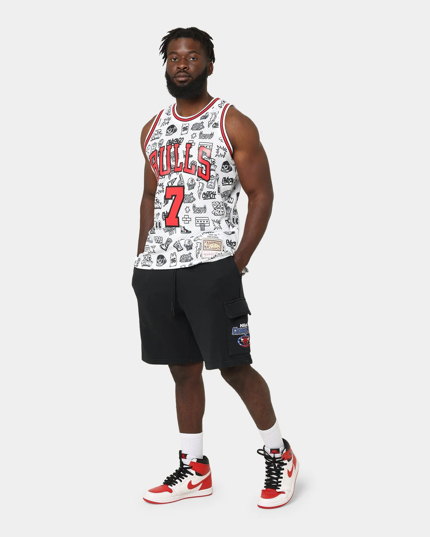 Mitchell & Ness Chicago Bulls Cargo Shorts Black