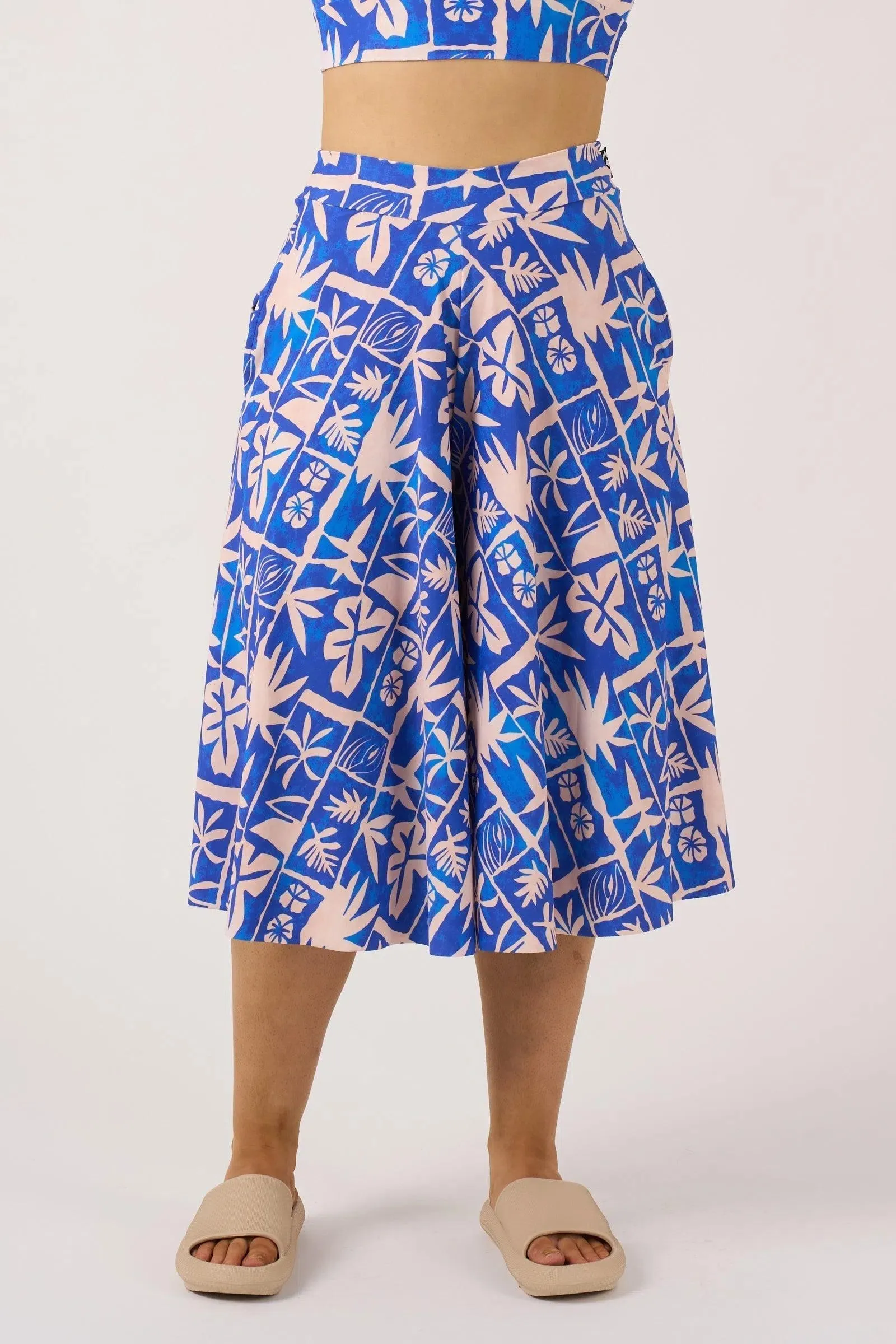 Silky Palazzo Culotte With Pocket - Blue Tiki