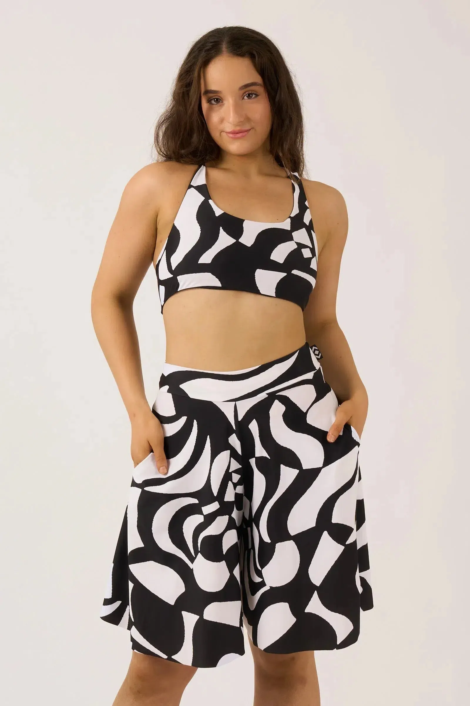 Silky Palazzo Short With Pocket - Black Geo Waves