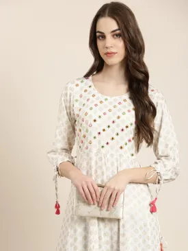 Women White Geometrical Anarkali Kurta