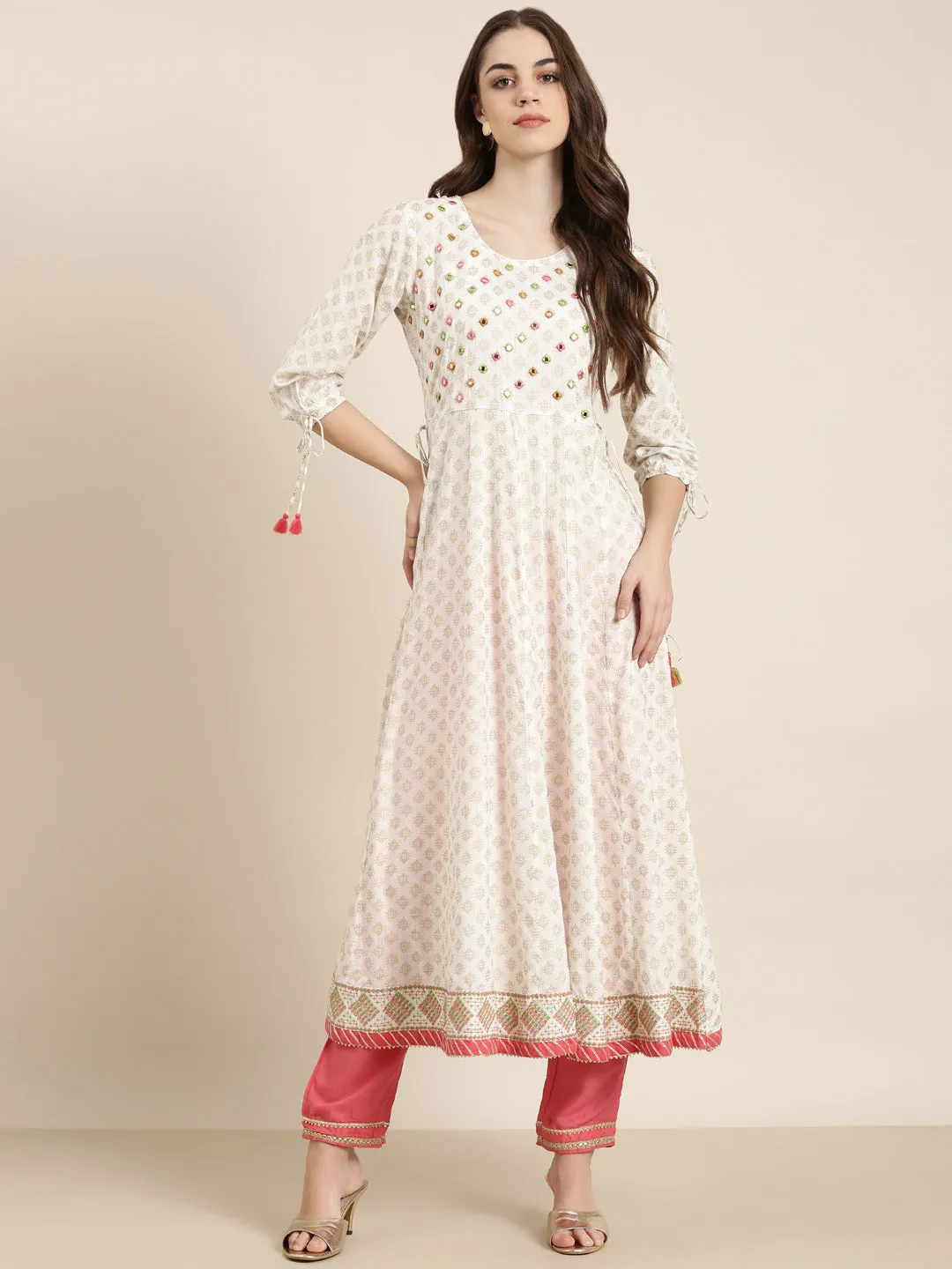 Women White Geometrical Anarkali Kurta