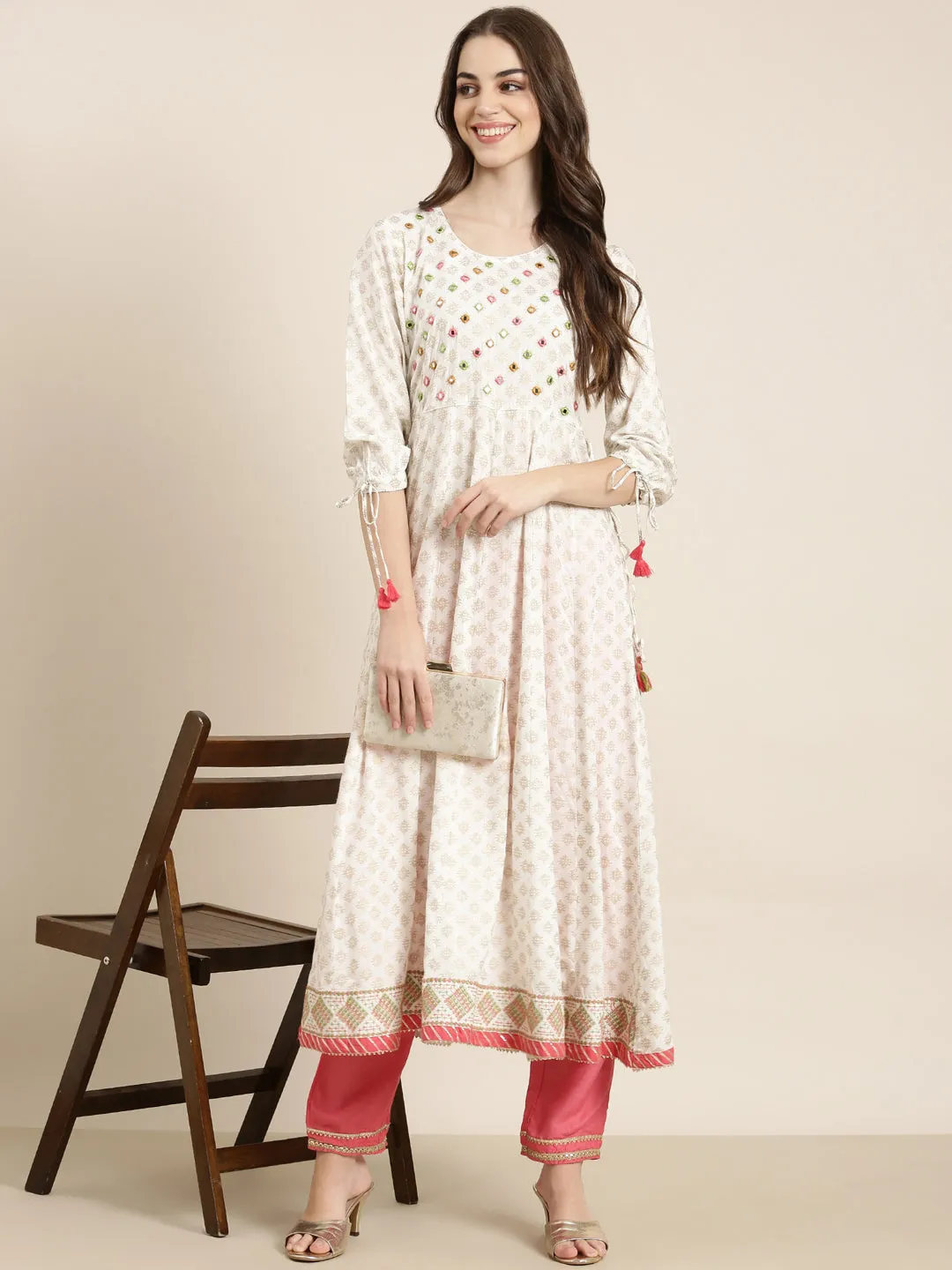 Women White Geometrical Anarkali Kurta