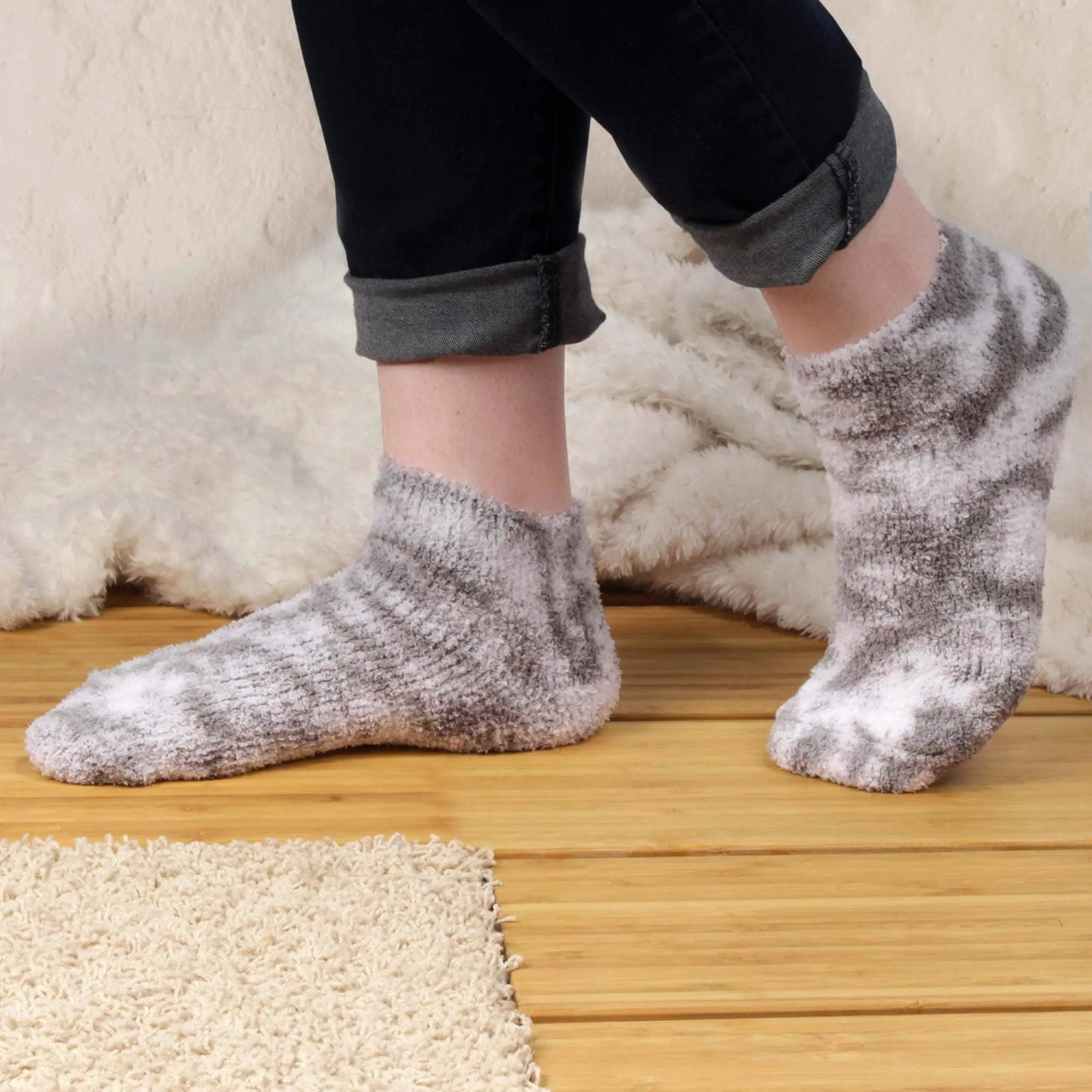 Women's Fuzzy Warm Fluffy Tie-Dye Colorful Ankle Socks